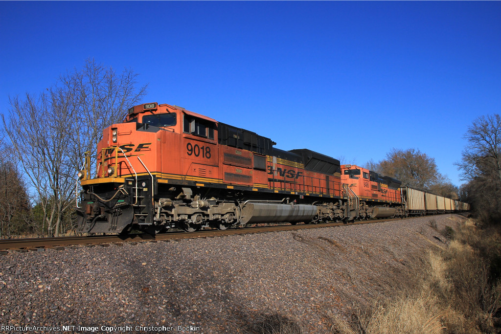 BNSF 9018